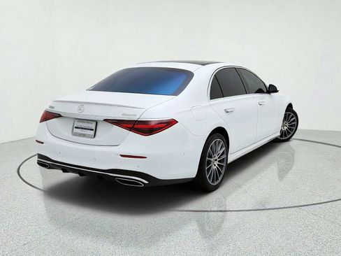 Certified 2025 Mercedes-Benz S 580 4MATIC Sedan image 9