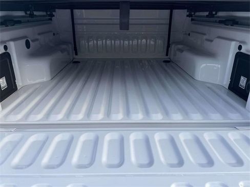 Used 2025 Ford Maverick XL w/ Equipment Group 102A image 31