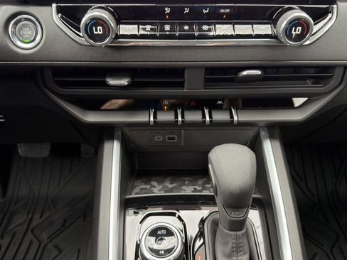 New 2026 Chevrolet Colorado Trail Boss AWD/4WD image 15