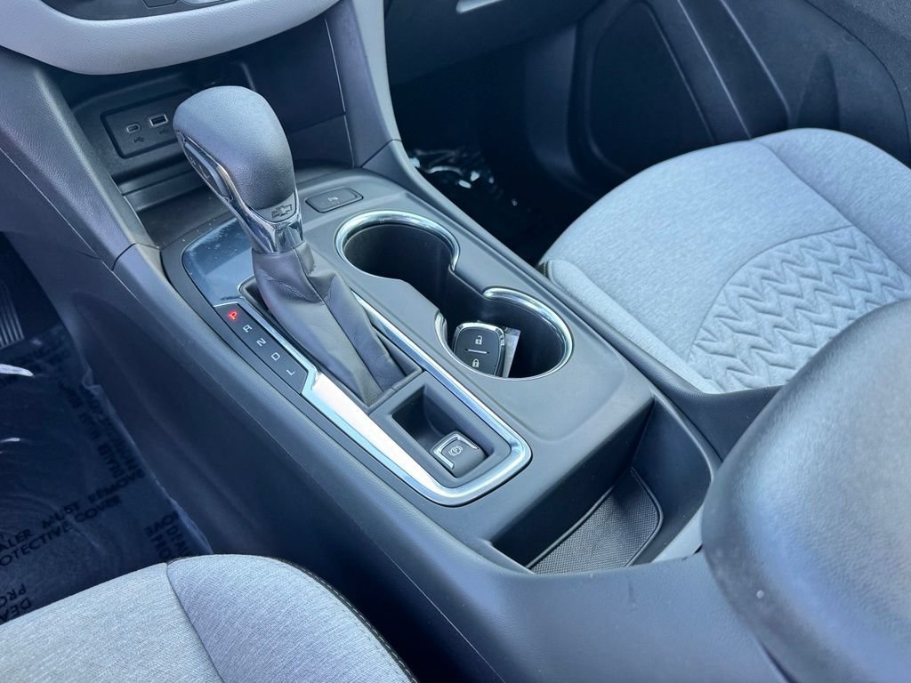 Used 2023 Chevrolet Equinox LT FWD image 16