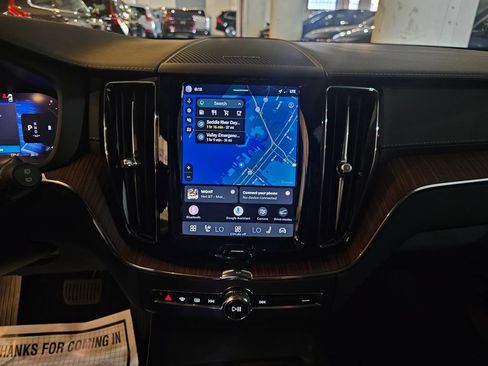 Certified 2023 Volvo XC60 B5 Ultimate AWD/4WD image 19