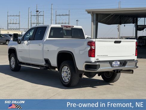 Used 2022 Chevrolet Silverado 2500 LT w/ Convenience Package image 7