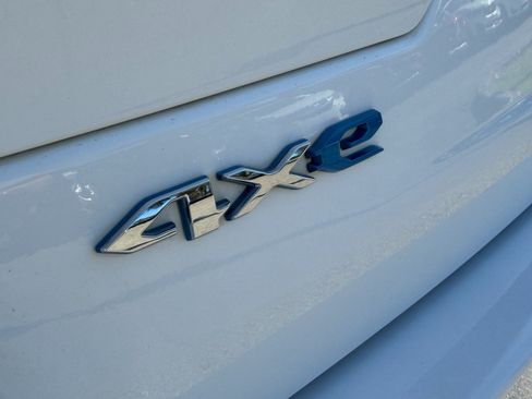 Used 2023 Jeep Grand Cherokee 4WD 4xe image 10