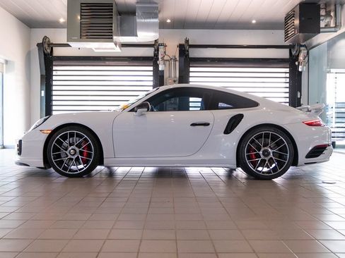 Certified 2018 Porsche 911 Turbo AWD/4WD image 2