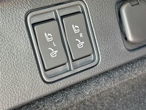 New 2026 Lexus RX 450h AWD image 13