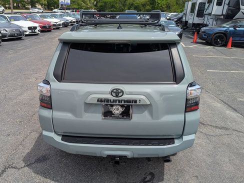 Used 2022 Toyota 4Runner Trail Special Edition AWD/4WD image 8