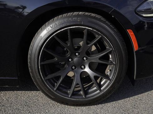 Certified 2016 Dodge Charger SXT RWD image 10