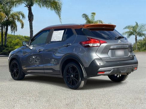 Certified 2020 Nissan Kicks SR image 2