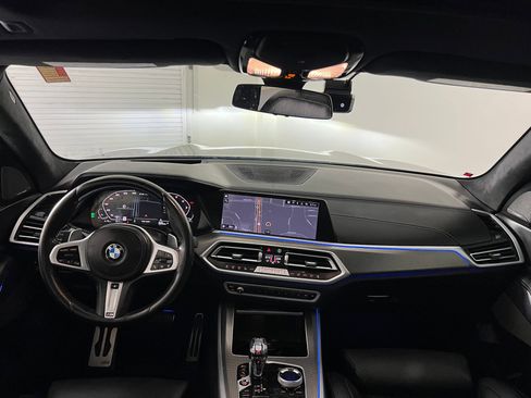 Used 2021 BMW X5 M50i w/ Executive Package image 33