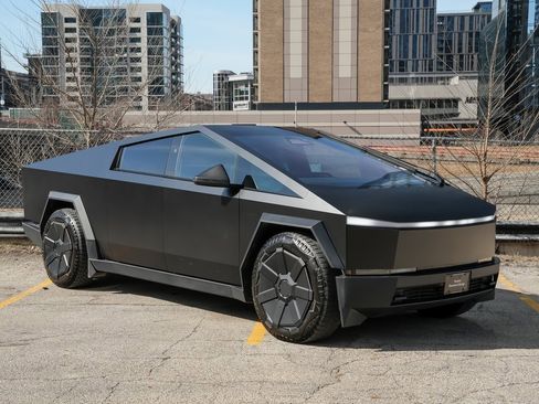 Used 2024 Tesla Cybertruck Cyberbeast image 8