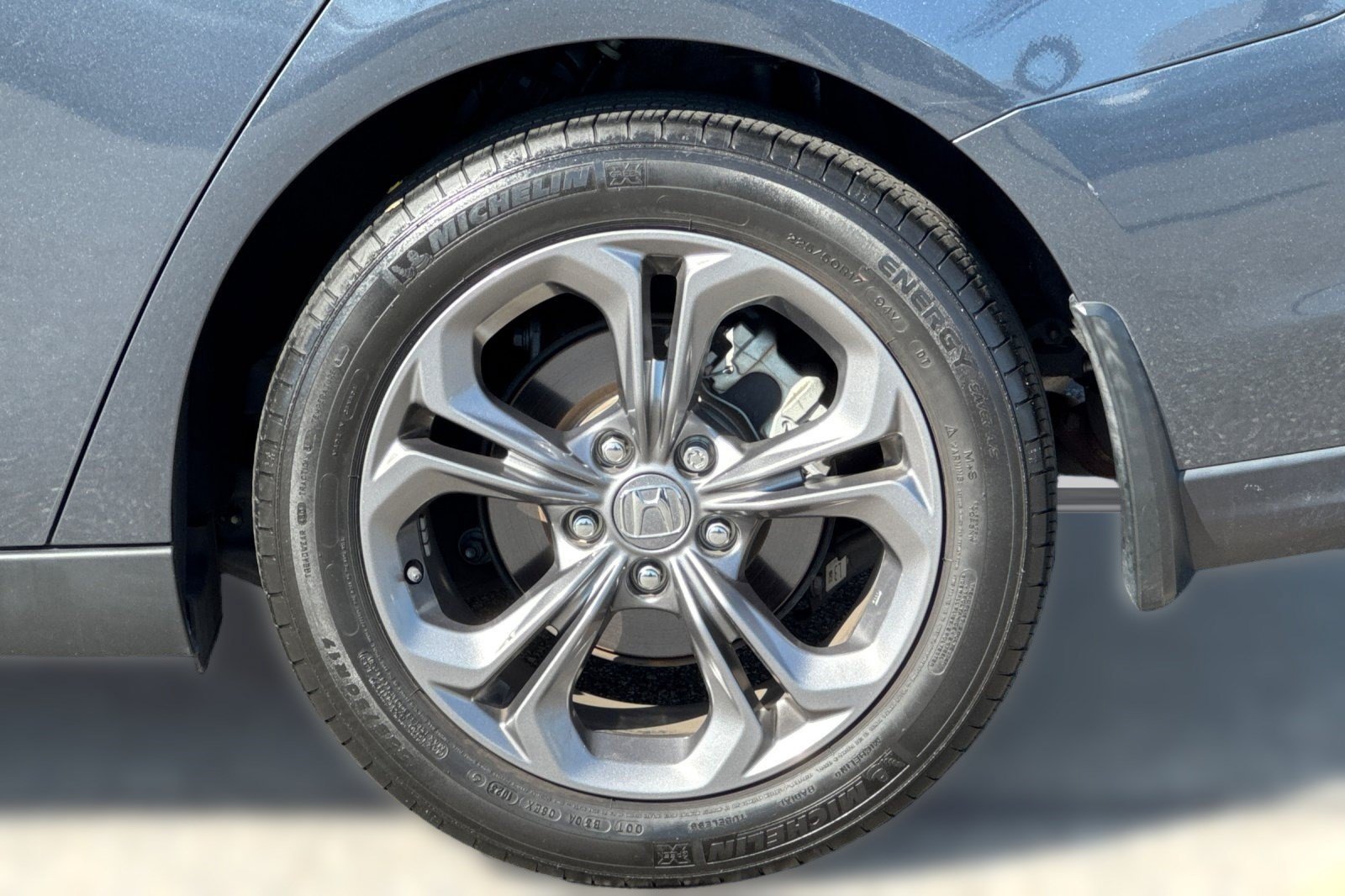 Certified 2023 Honda Accord EX image 13