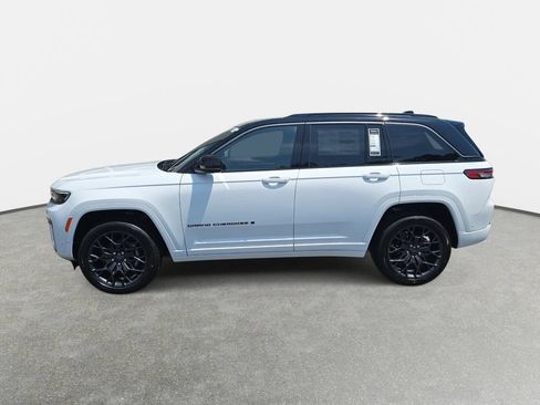 New 2026 Jeep Grand Cherokee Summit AWD/4WD image 8