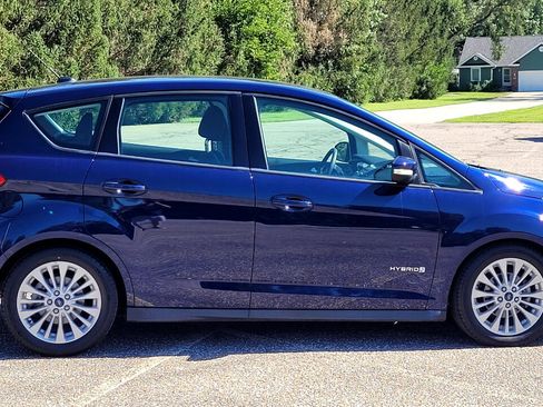 Used 2017 Ford C-MAX SE image 7