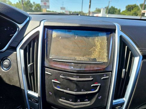 Used 2015 Cadillac SRX Luxury w/ Driver Awareness Package image 29