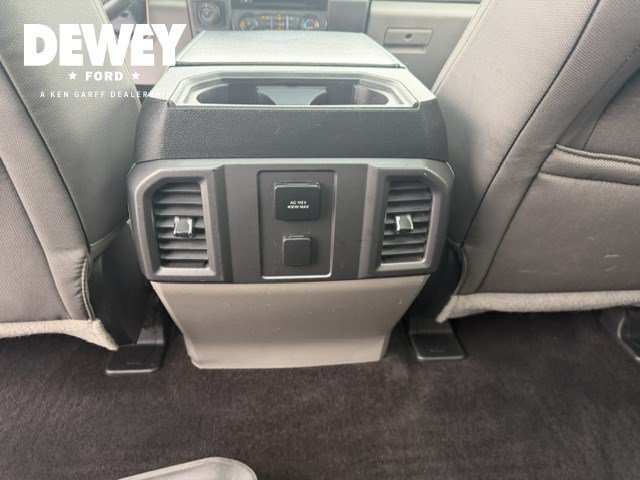 Used 2016 Ford F150 XLT w/ Equipment Group 302A Luxury AWD/4WD image 32