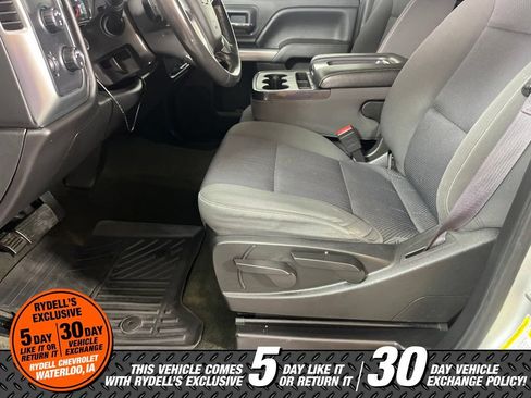 Used 2017 Chevrolet Silverado 2500 LT AWD/4WD image 16