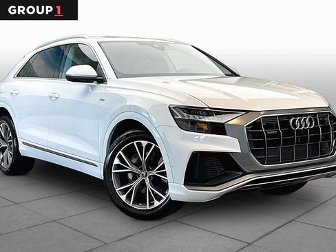 Used 2023 Audi Q8 Premium Plus w/ Premium Plus Package AWD/4WD image 1