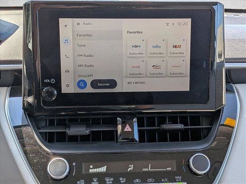 Used 2023 Toyota Corolla Cross L image 14