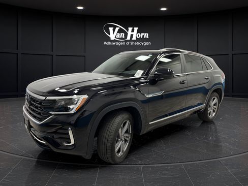 Used 2024 Volkswagen Atlas Cross Sport SEL R-Line AWD/4WD image 3