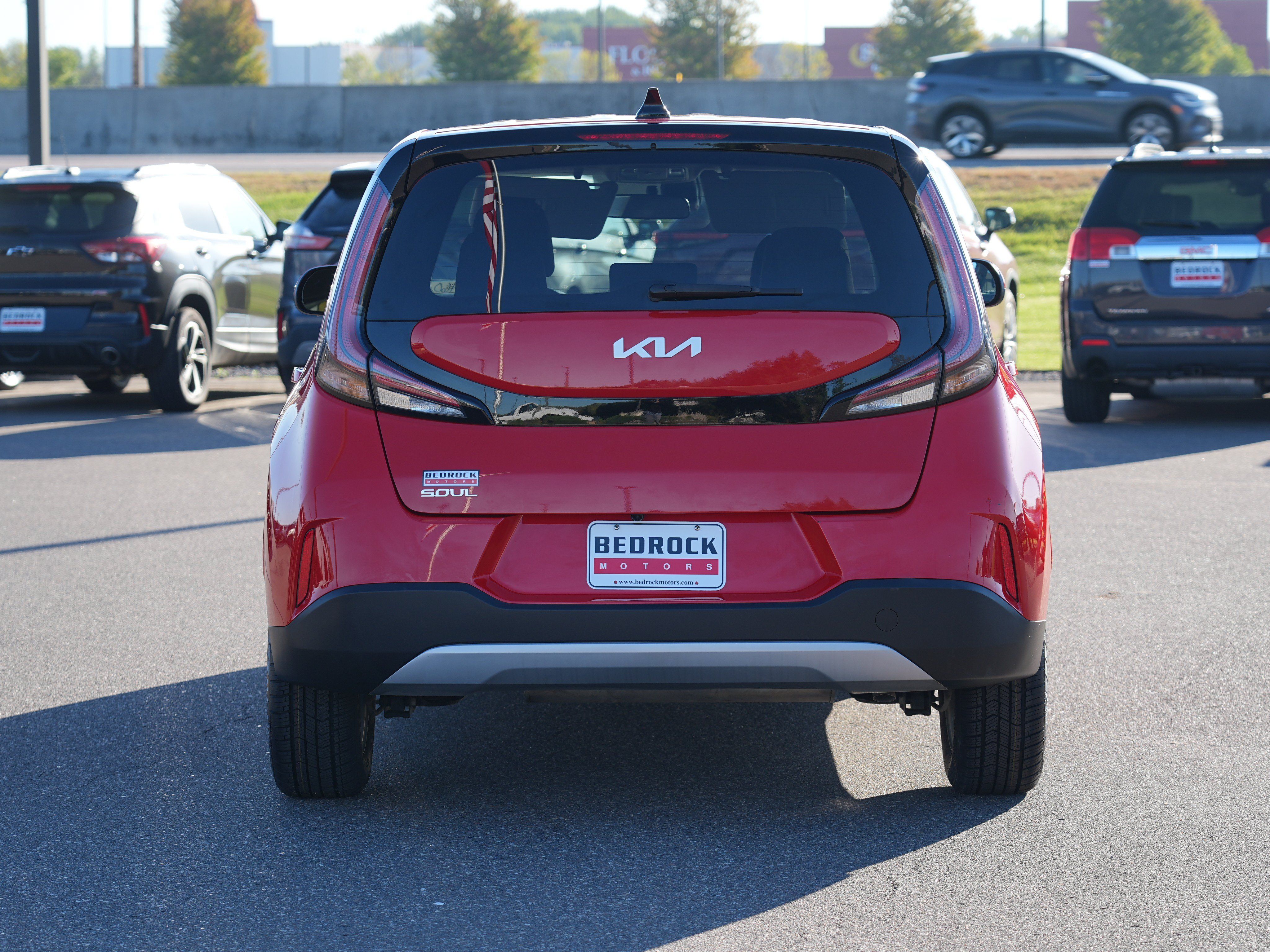 Used 2024 Kia Soul LX w/ Option Group 015 FWD image 4