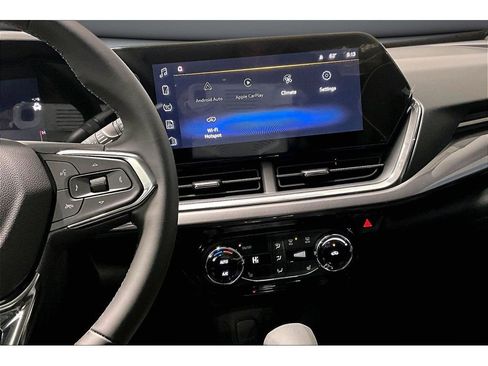 New 2026 Chevrolet Trax ACTIV w/ Sunroof Package image 8