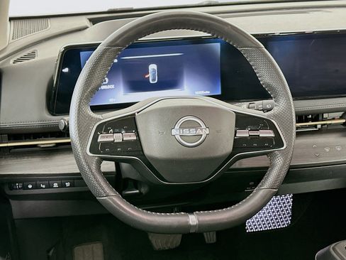 Used 2024 Nissan Ariya AWD image 18