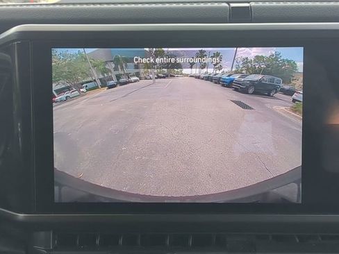 Used 2024 Jeep Wrangler Unlimited Sahara AWD/4WD image 23