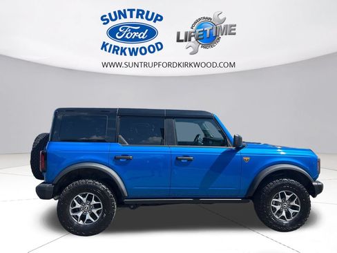 Used 2025 Ford Bronco Badlands AWD/4WD image 8