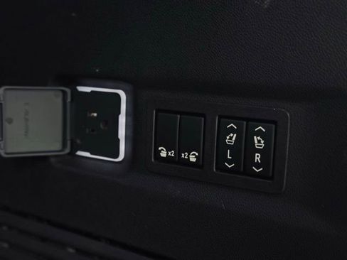 Used 2023 Chevrolet Suburban High Country w/ Max Trailering Package image 14