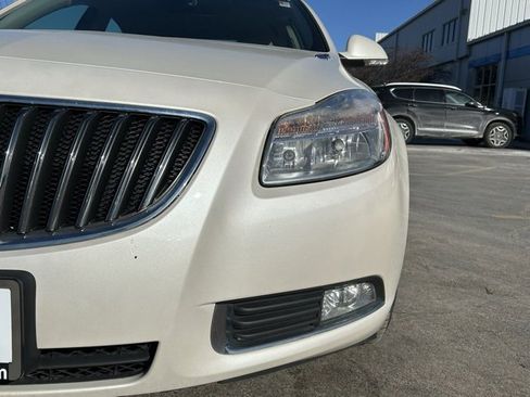 Used 2012 Buick Regal Leather image 4