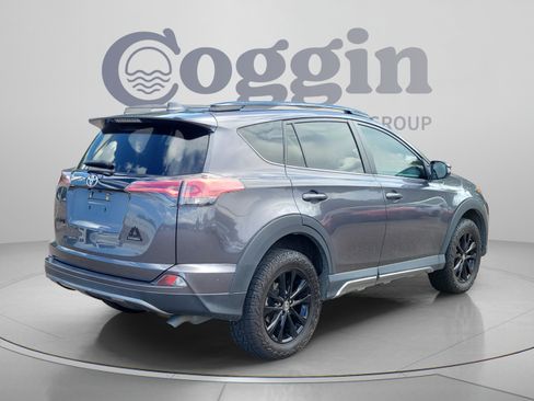 Used 2018 Toyota RAV4 Adventure FWD image 5