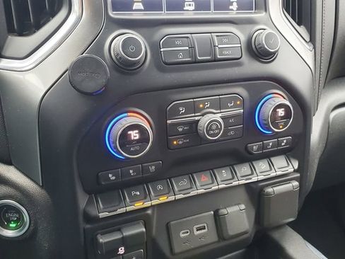 Certified 2021 Chevrolet Silverado 1500 LTZ w/ Z71 Off-Road Package image 36