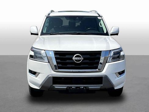Used 2024 Nissan Armada SL AWD/4WD image 2