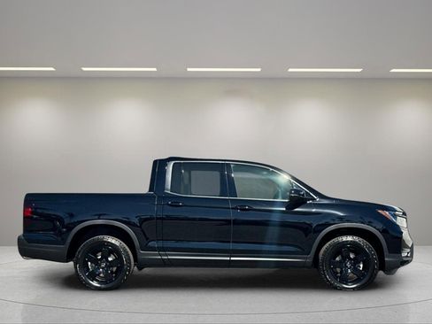 New 2026 Honda Ridgeline Black Edition image 6