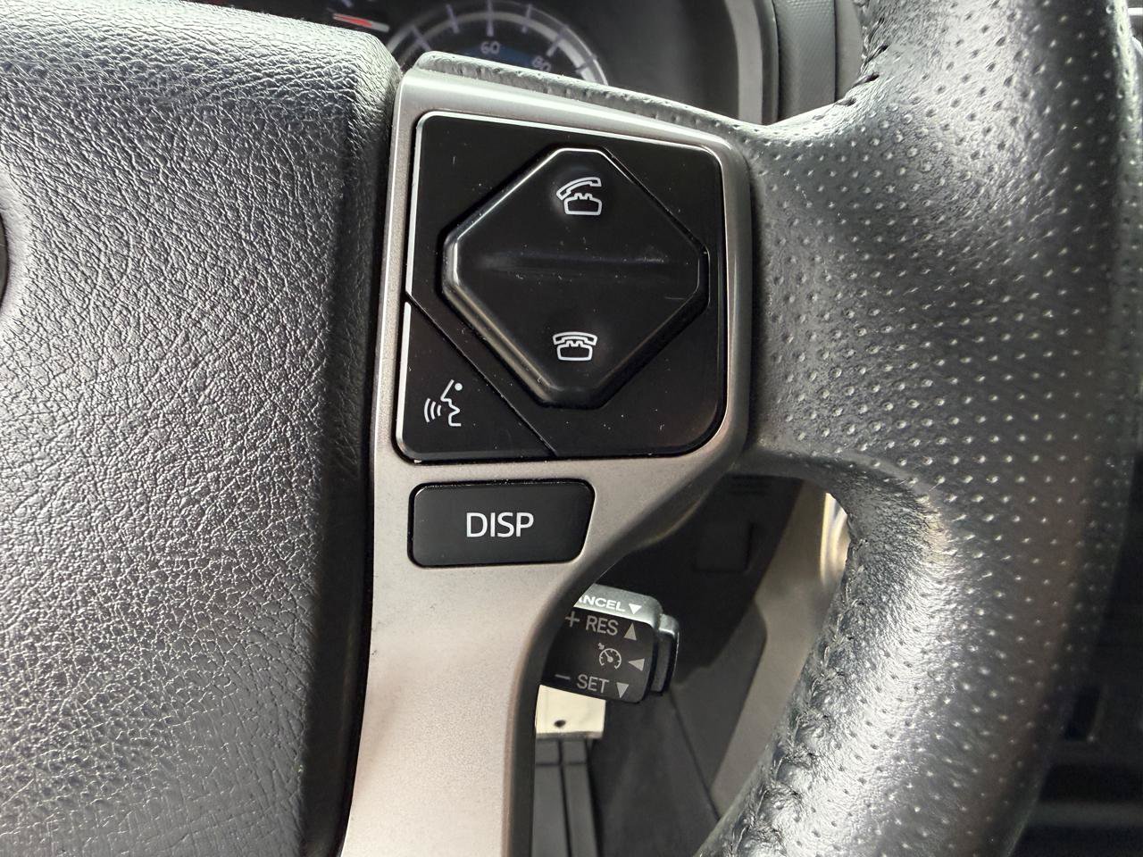 Used 2016 Toyota 4Runner SR5 AWD/4WD image 16