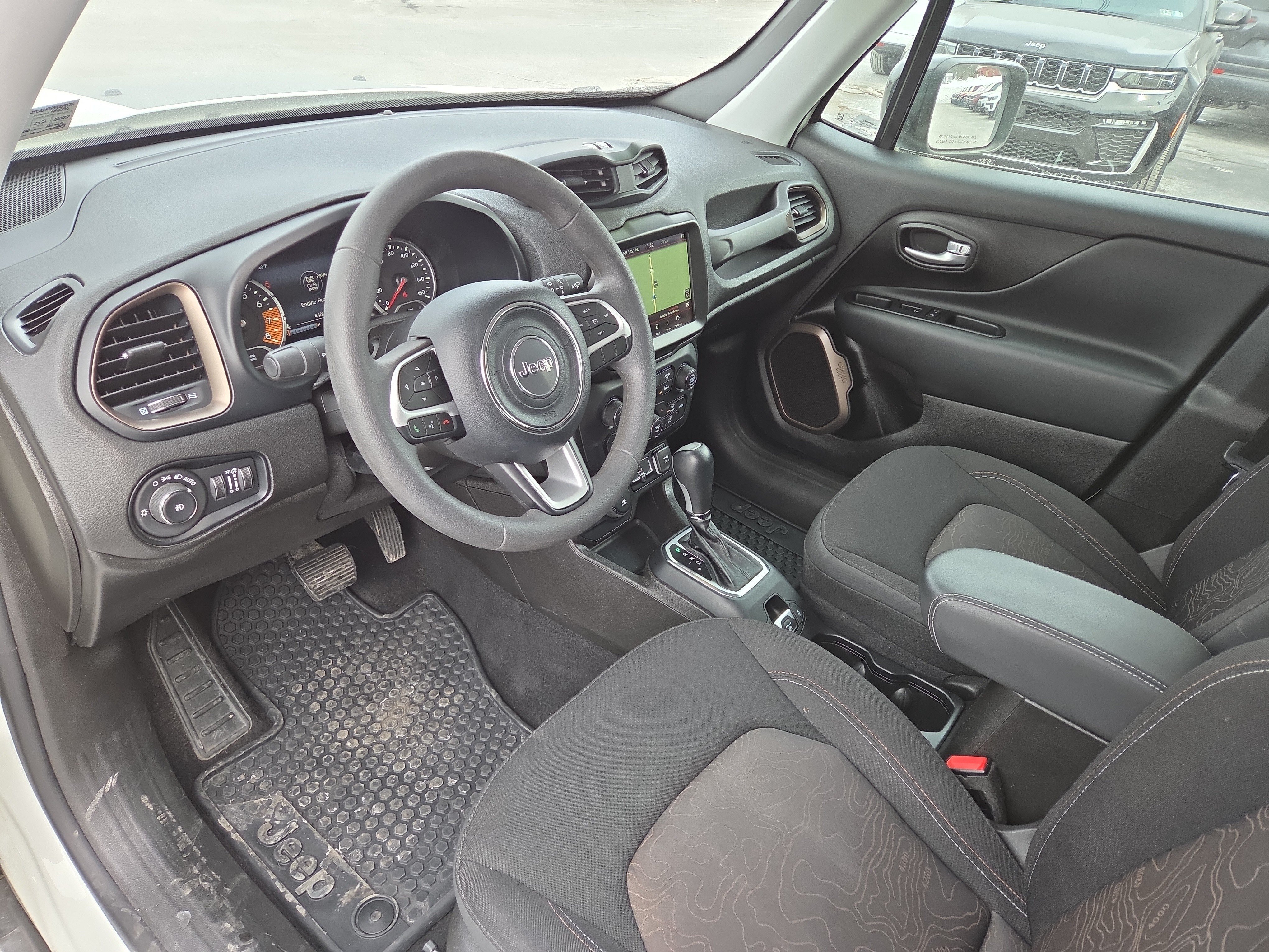 Certified 2023 Jeep Renegade Latitude AWD/4WD image 16