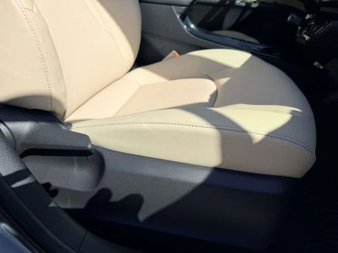 Certified 2021 Toyota Prius Limited image 13