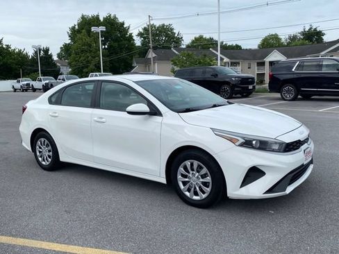 Used 2023 Kia Forte LX FWD image 7
