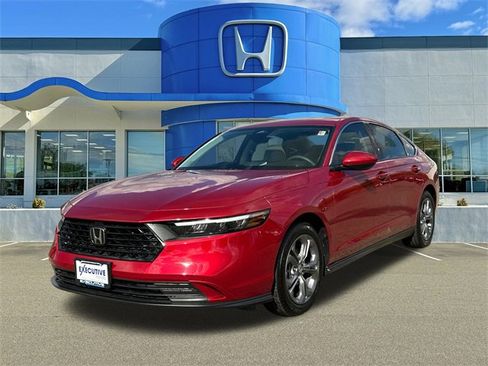Used 2024 Honda Accord EX image 5