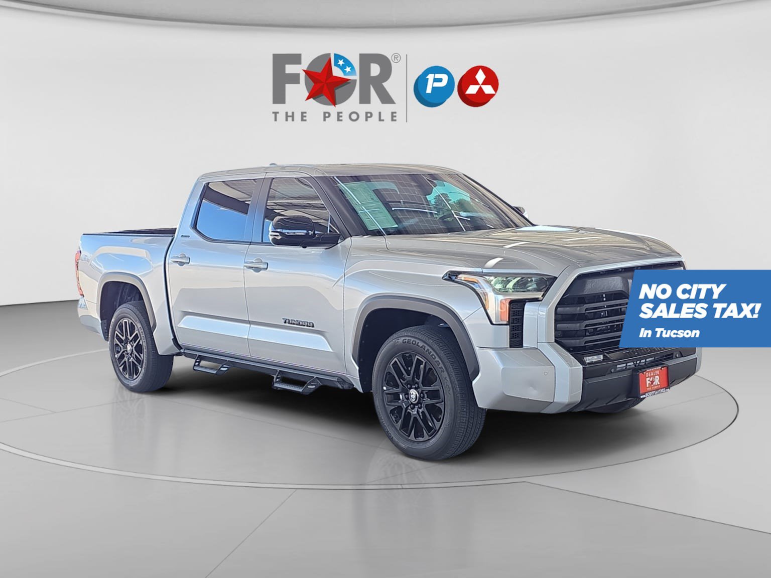 Used 2025 Toyota Tundra Limited AWD/4WD image 1