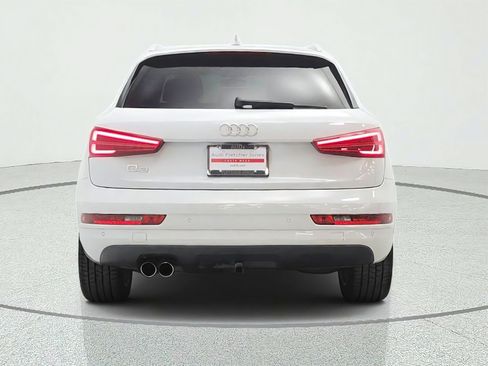 Used 2018 Audi Q3 2.0T Premium Plus w/ Premium Plus Package FWD image 6