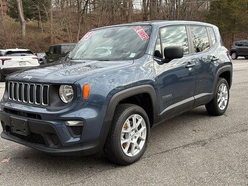 Certified 2023 Jeep Renegade Latitude image 7