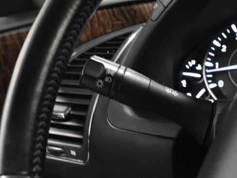 Used 2020 Nissan Armada SL w/ Premium Package image 14