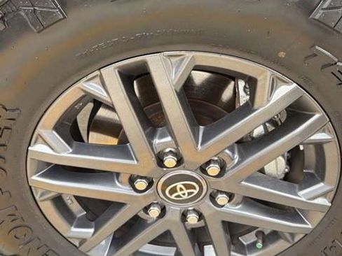 Used 2025 Toyota Tundra SR5 image 23