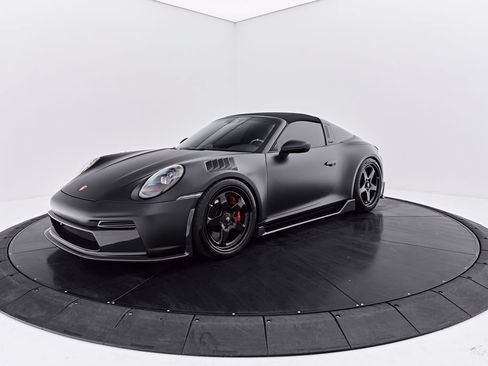 Used 2023 Porsche 911 Targa 4 GTS AWD/4WD image 14