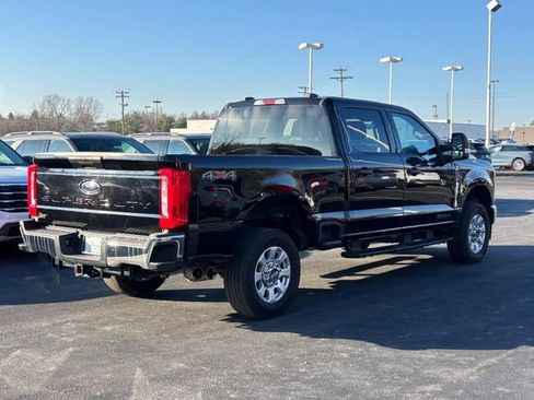 Used 2024 Ford F250 XLT image 3