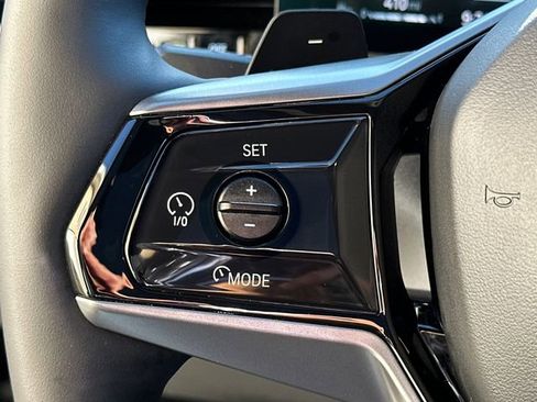 Used 2025 BMW 530i xDrive image 26