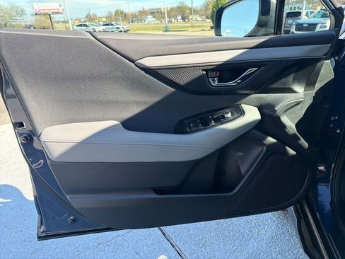 Certified 2025 Subaru Outback Premium w/ Popular Package #1A image 12