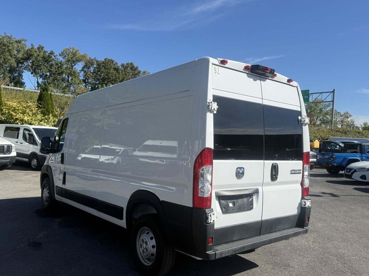 Used 2023 RAM ProMaster 2500 FWD image 6