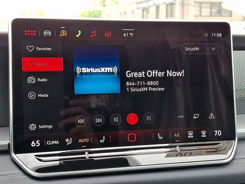 New 2026 Volkswagen Tiguan SE R-Line AWD/4WD image 13